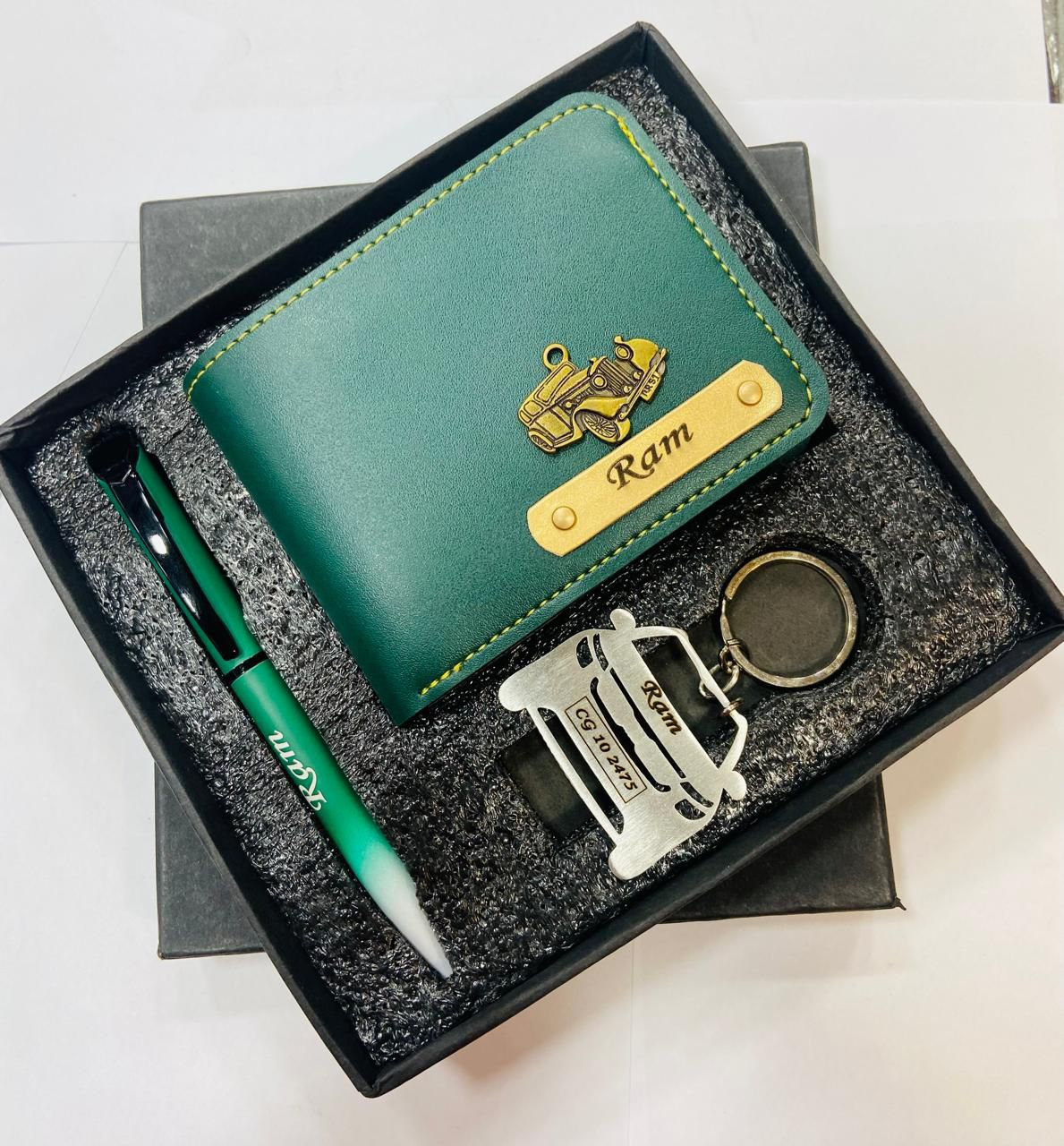 Personalized Gift Hampers for Him - sargeegifts