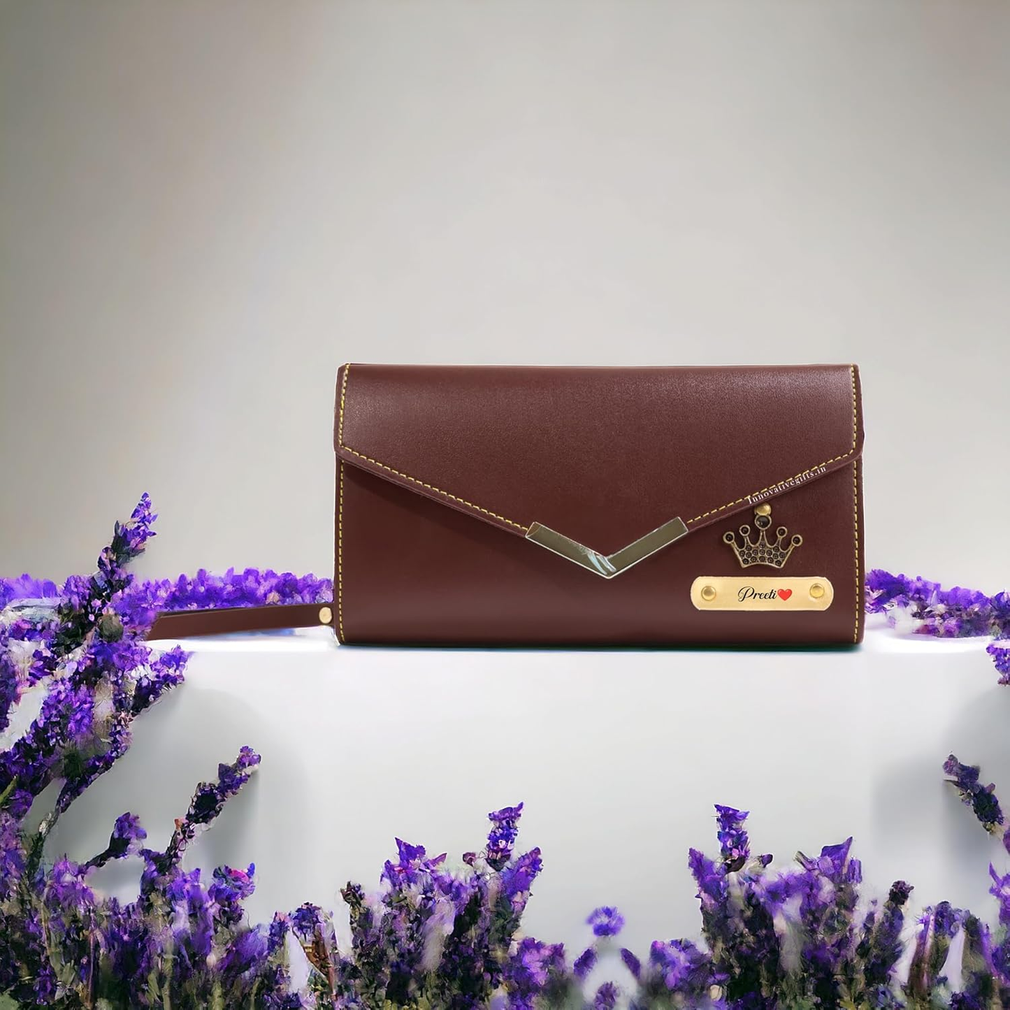 Best Personalized Gift for Men & Women, Customized Wallet with Name & Charm, Unique Wallet with a Personalized Touch (Modern)