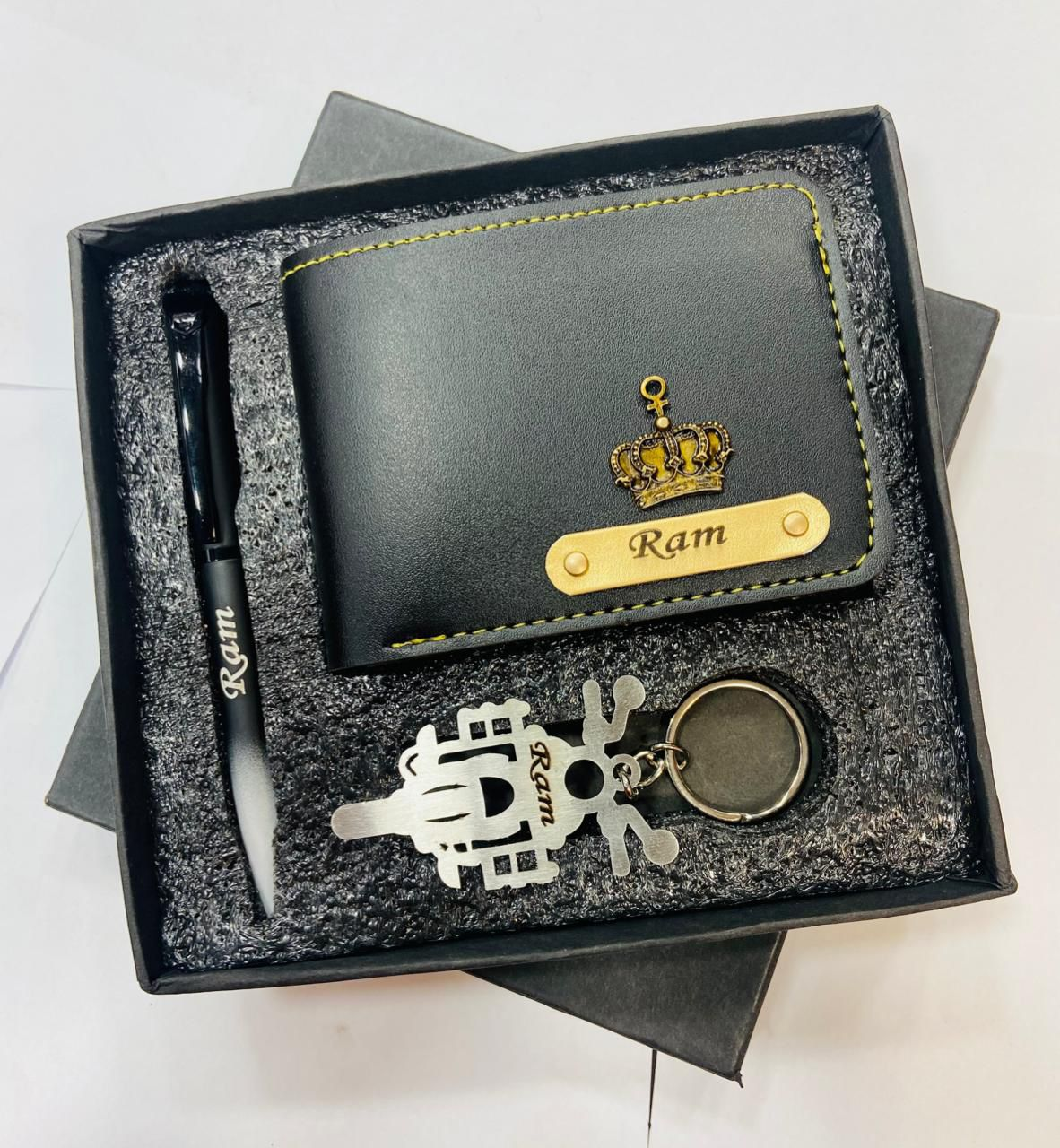 Personalized Gift Hampers for Him - sargeegifts